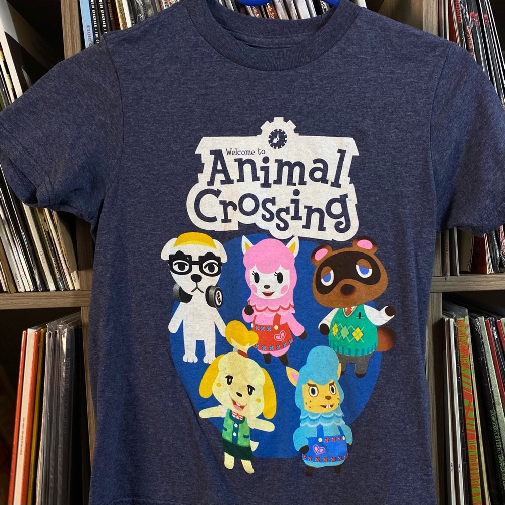 ANIMAL CROSSING T-SHIRT